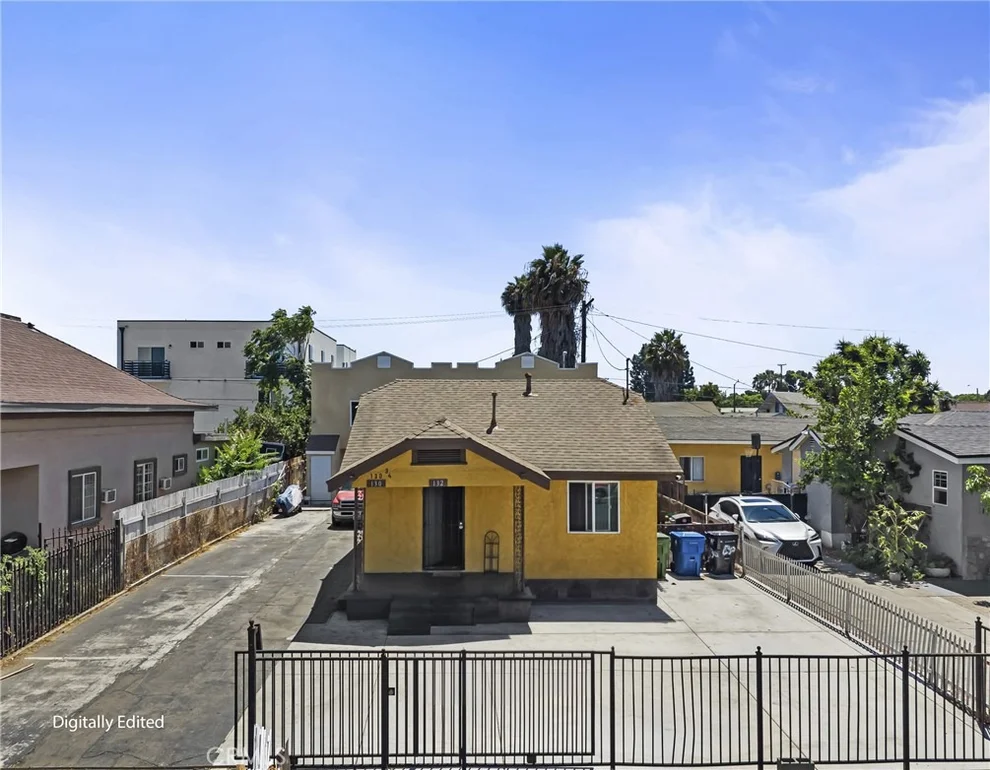 Unit for sale at 130 W 85th, Los Angeles, CA 90003