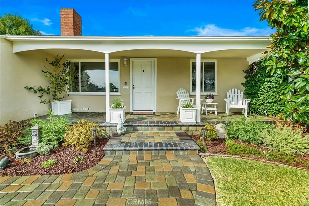 Unit for sale at 4203 San Anseline Avenue, Lakewood, CA 90713