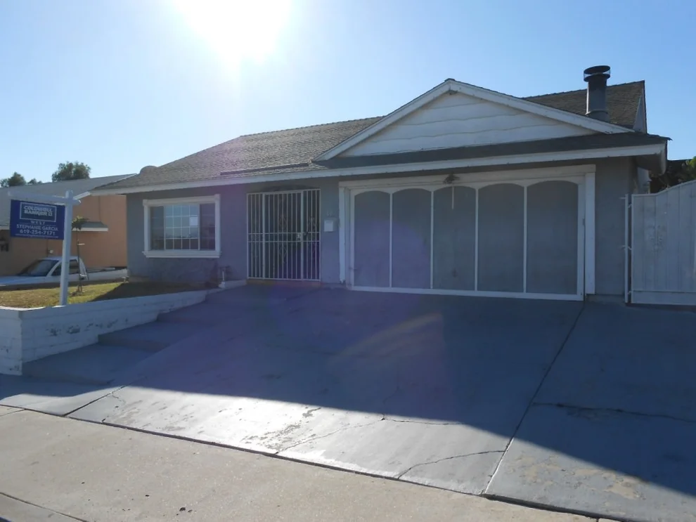 Unit for sale at 1882 Avenida de la Cruz, San Ysidro, CA 92173