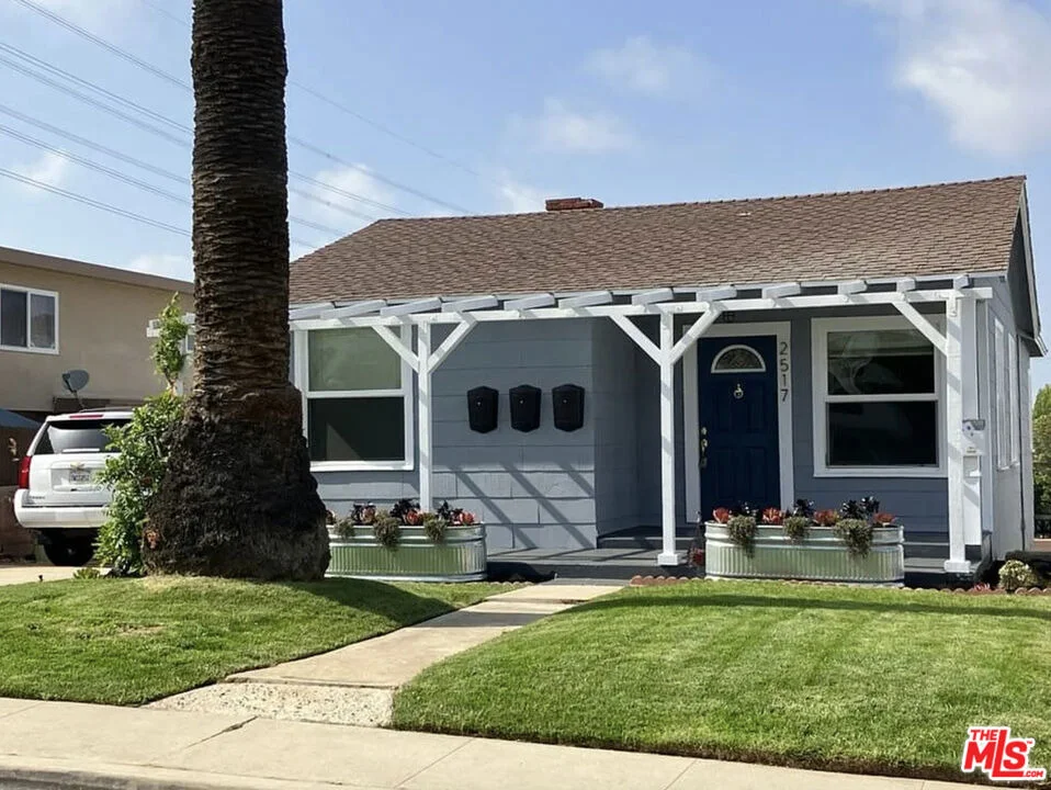 Unit for sale at 2517 Curtis Avenue, Redondo Beach, CA 90278