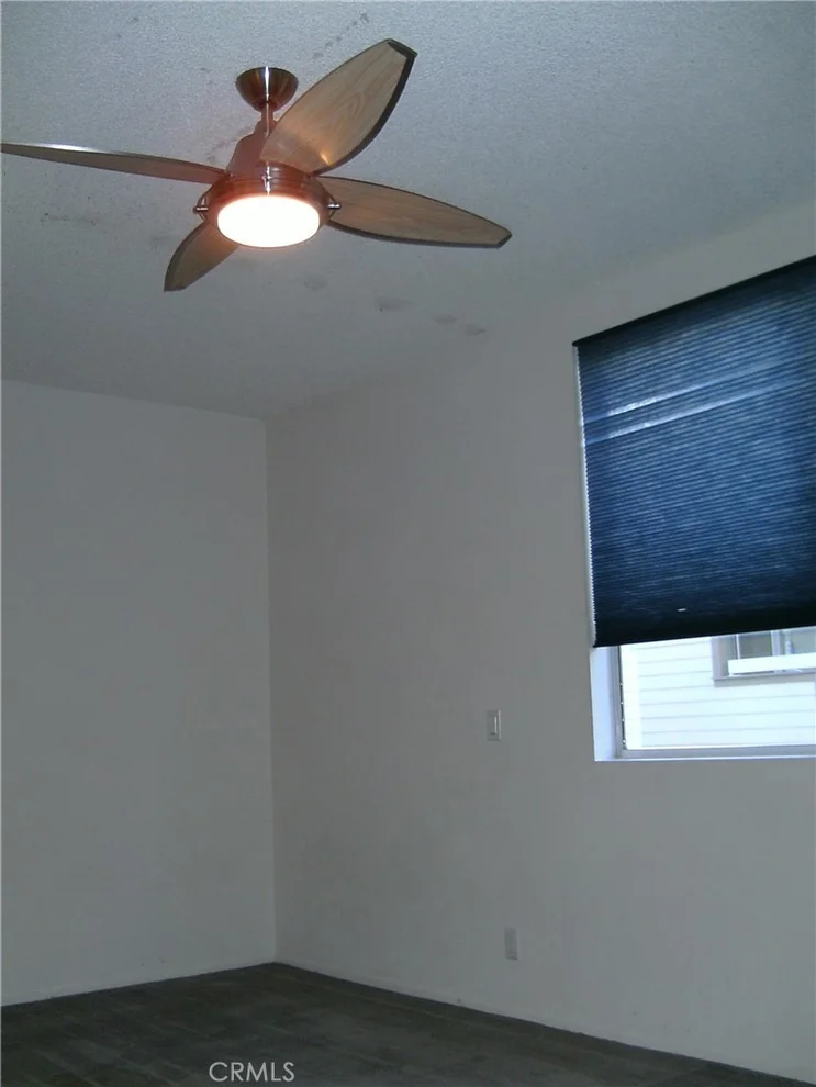 Unit for sale at 11150 Glenoaks, Pacoima, CA 91331