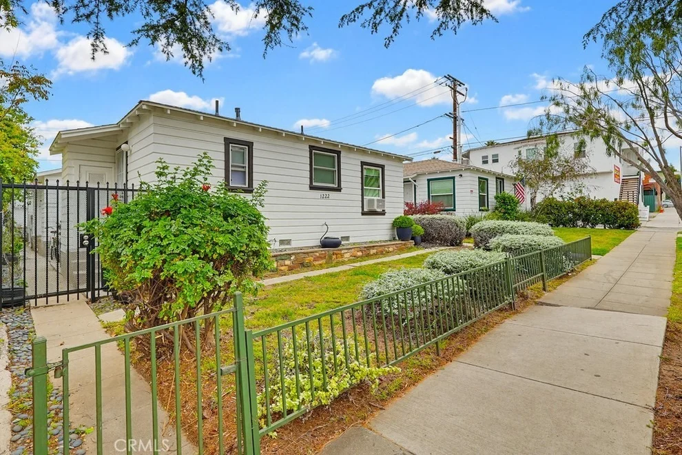 Unit for sale at 1222 23rd, Santa Monica, CA 90404