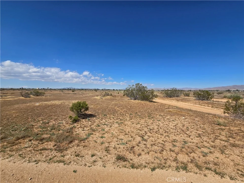 Unit for sale at 0 Poppy Rd 0438-173-05, Apple Valley, CA 92308