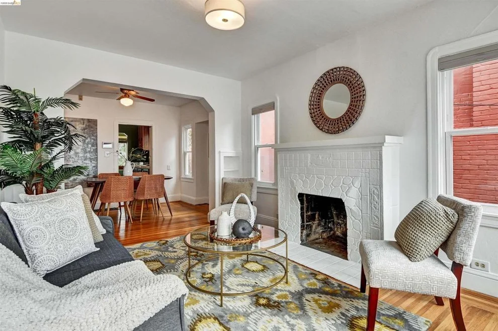 Unit for sale at 6236 Laird Ave, Oakland, CA 94605