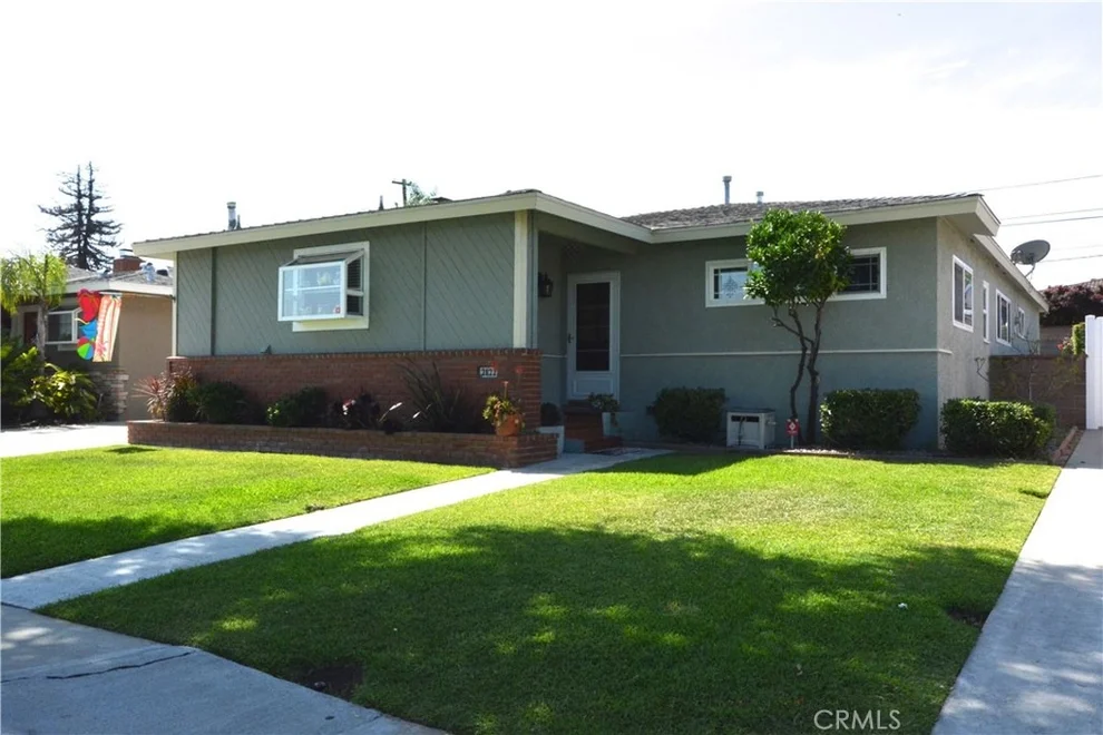 Unit for sale at 2822 Onrado Street, Torrance, CA 90503