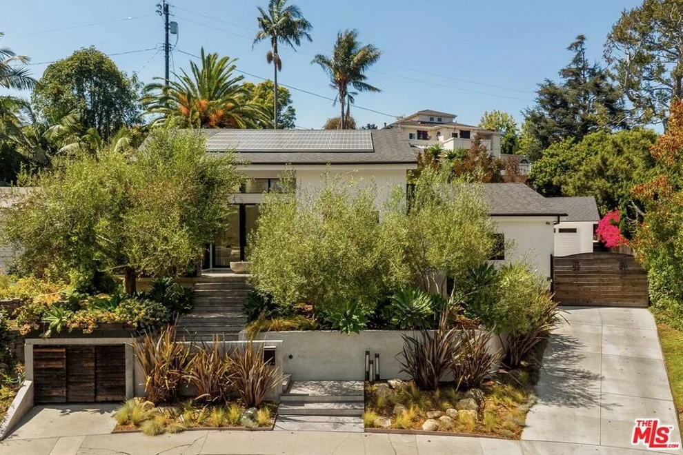 Unit for sale at 3526 Stoner Avenue, Los Angeles, CA 90066