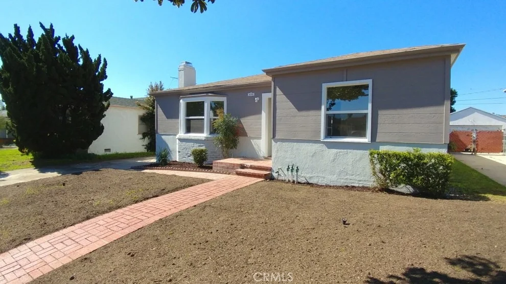 Unit for sale at 5735 Alviso Avenue, Los Angeles, CA 90043
