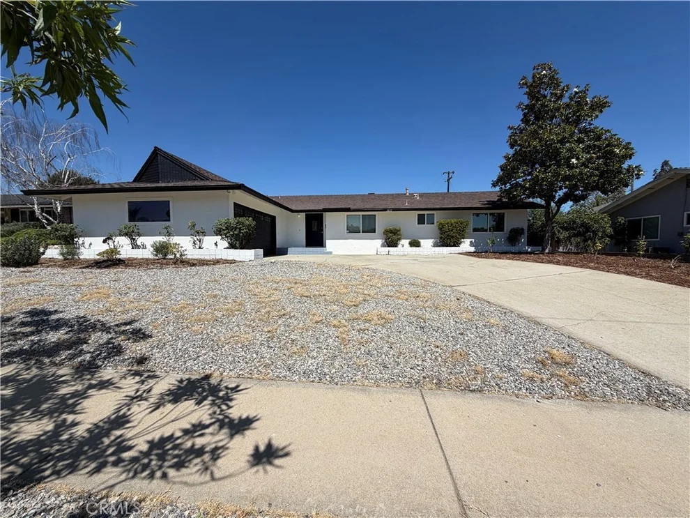Unit for sale at 3822 Lealma Avenue, Claremont, CA 91711