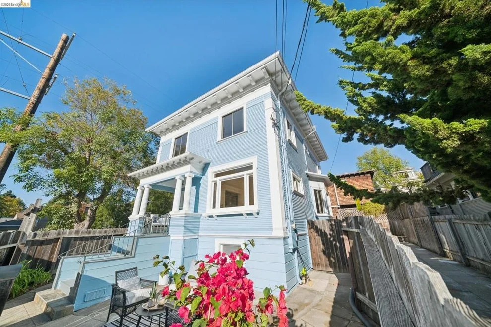 Unit for sale at 2707 Dana St, Berkeley, CA 94705