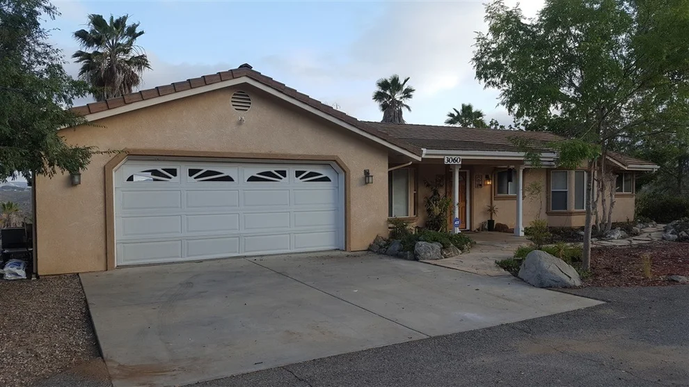 Unit for sale at 3060 Sumac Rd, Fallbrook, CA 92028