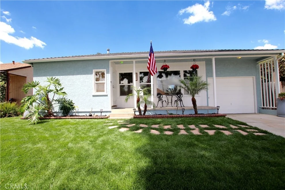 Unit for sale at 5013 Premiere Avenue, Lakewood, CA 90712