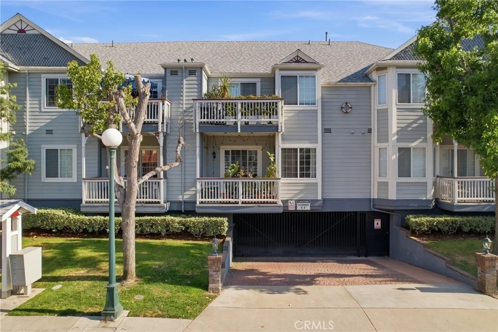 Unit for sale at 132 W Lemon, Monrovia, CA 91016