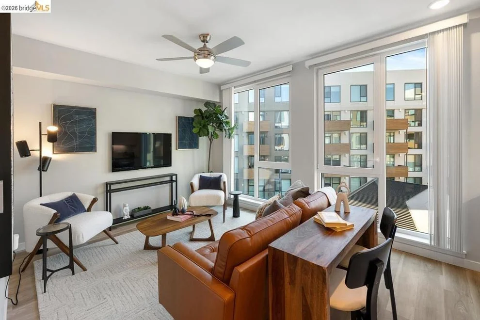 Unit for sale at 260 Brooklyn Basin Way, Oakland, CA 94606