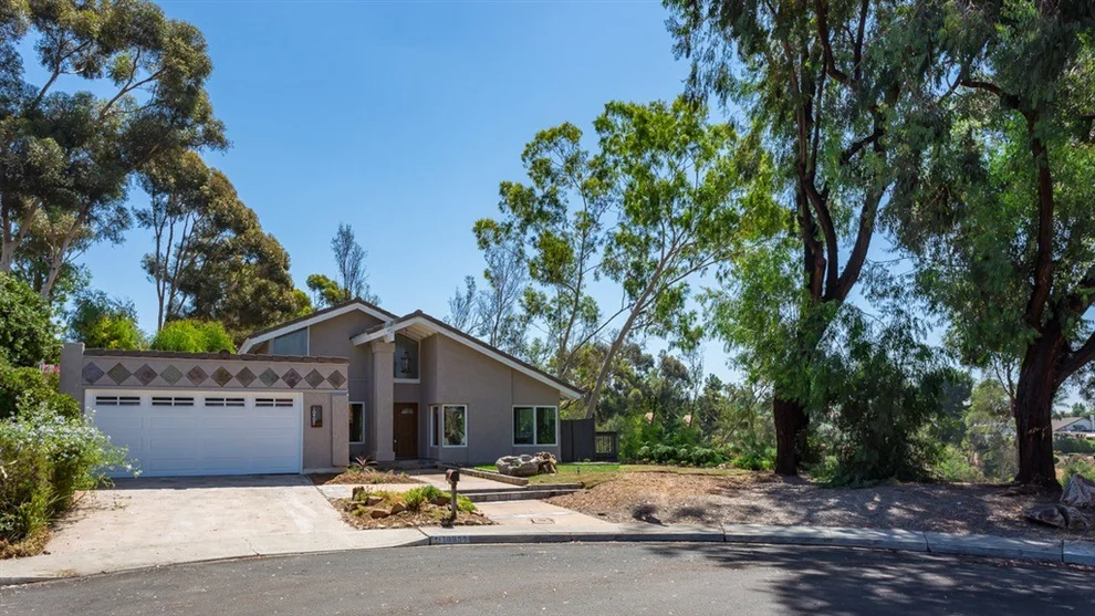 Unit for sale at 10905 Promesa Dr., San Diego, CA 92124