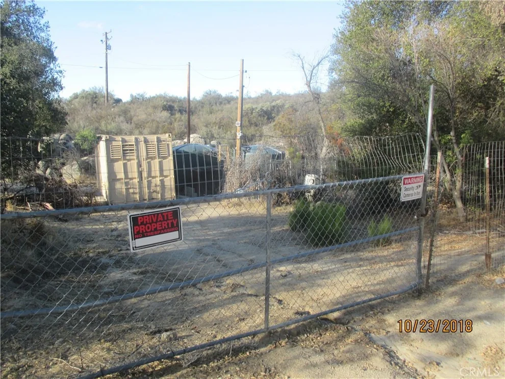 Unit for sale at 44675 Oak Glen Road, Hemet, CA 92544