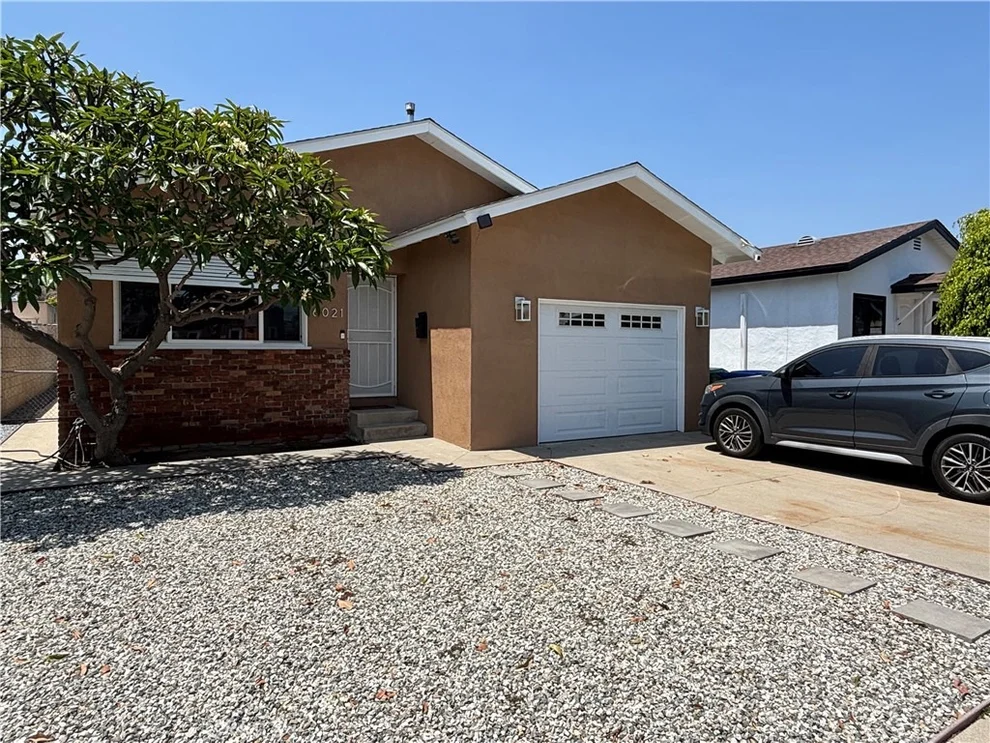 Unit for sale at 6021 Olive Avenue, Long Beach, CA 90805