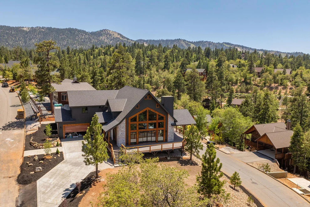 Unit for sale at 1681 Tuolumne Road, Big Bear, CA 92314