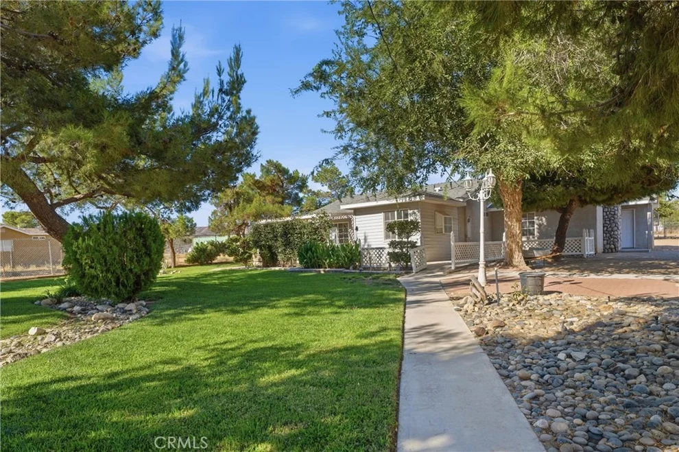 Unit for sale at 43107 43rd W, Lancaster, CA 93536