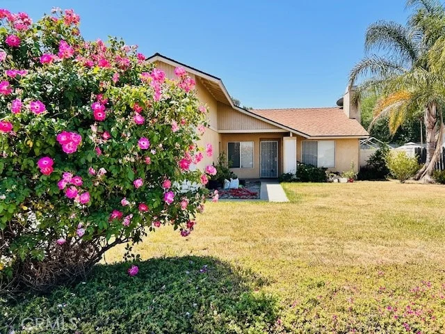 Unit for sale at 441 Placentia, Perris, CA 92571