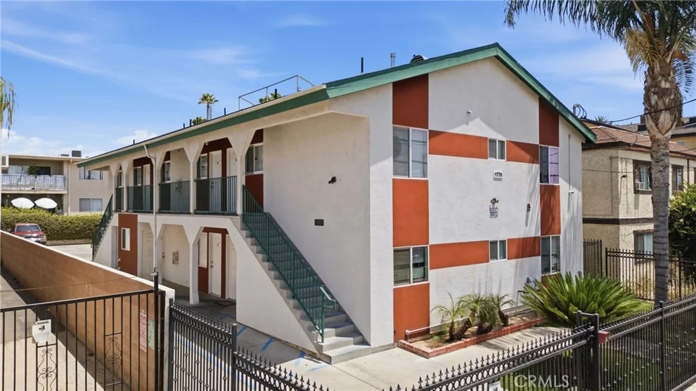 Unit for sale at 7228 Independence, Canoga Park, CA 91303