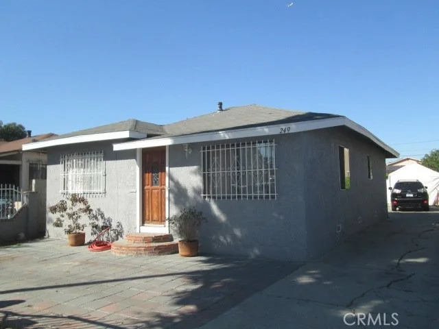 Unit for sale at 249 E 126th Street, Los Angeles, CA 90061