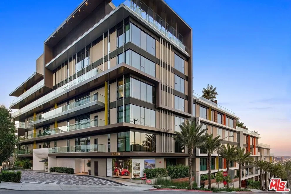 Unit for sale at 8420 W Sunset Boulevard, West Hollywood, CA 90069