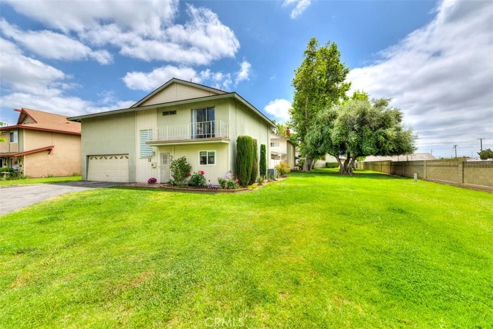 Unit for sale at 700 41 E Taft Avenue, Orange, CA 92865