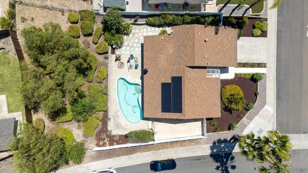 Unit for sale at 10565 Strathmore Dr, Santee, CA 92071