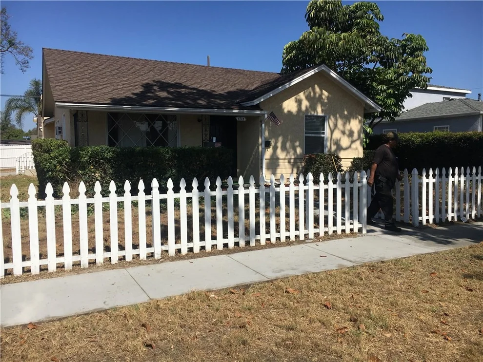 Unit for sale at 3703 Albury Avenue, Long Beach, CA 90808