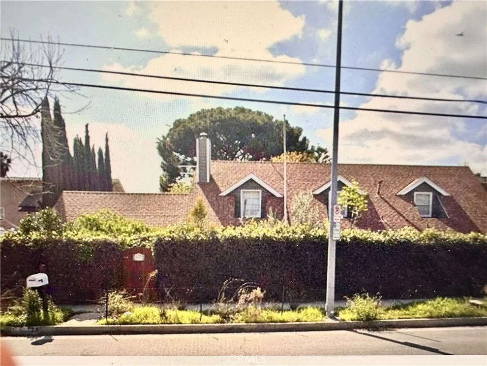 Unit for sale at 18128 Lassen, Northridge, CA 91325