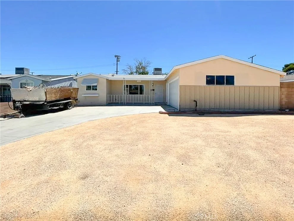Unit for sale at 44736 Andale, Lancaster, CA 93535
