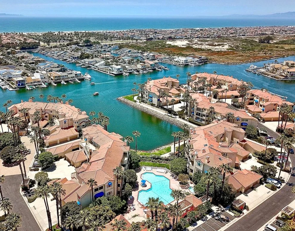 Unit for sale at 1717 Pearl Way, Oxnard, CA 93035