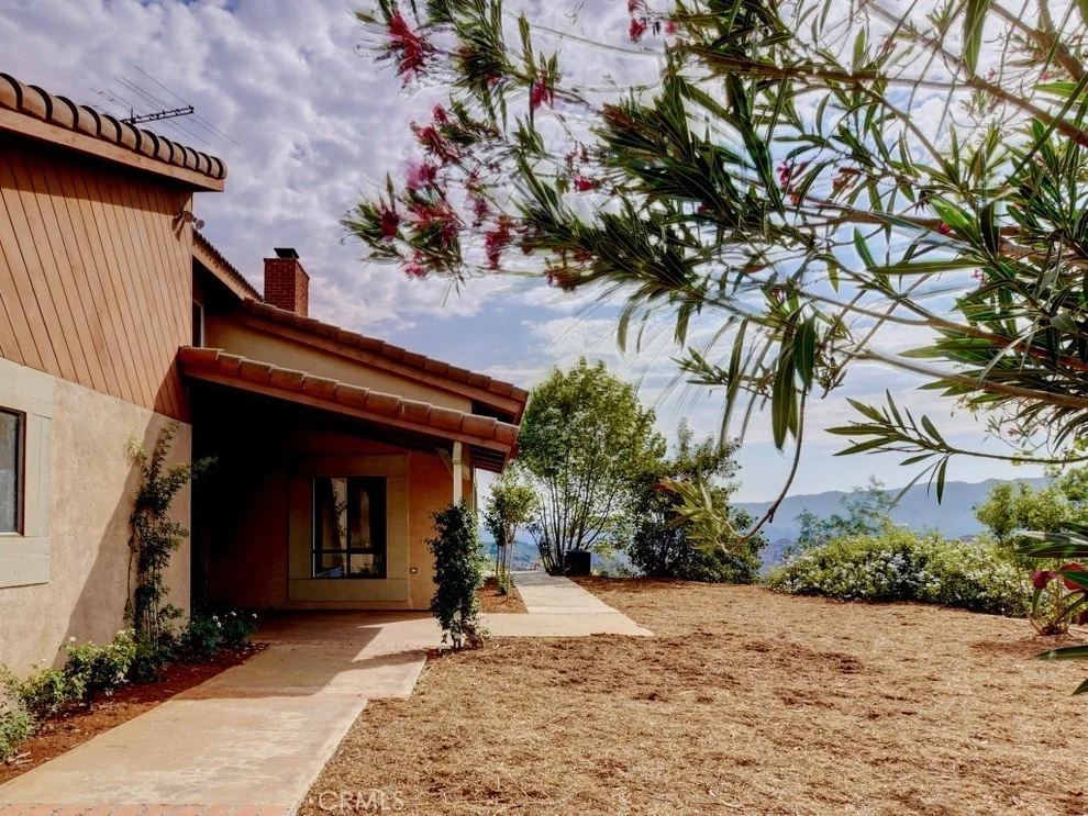 Unit for sale at 40436 Little Ross Road, Fallbrook, CA 92028