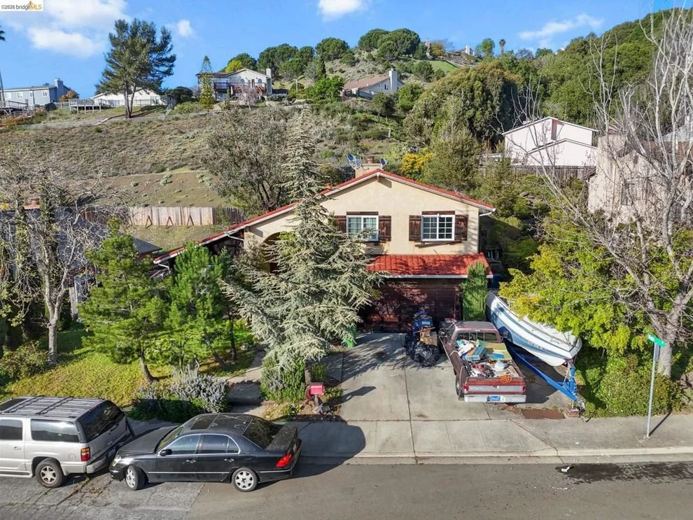 Unit for sale at 28174 Dobbel Ave, Hayward, CA 94542