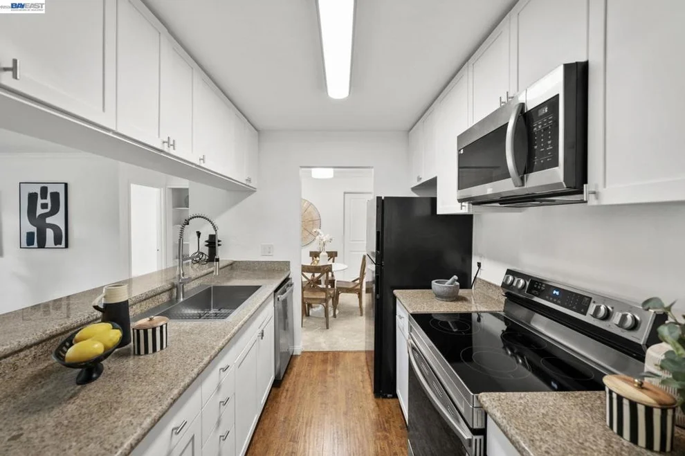 Unit for sale at 1085 Murrieta Blvd, Livermore, CA 94550