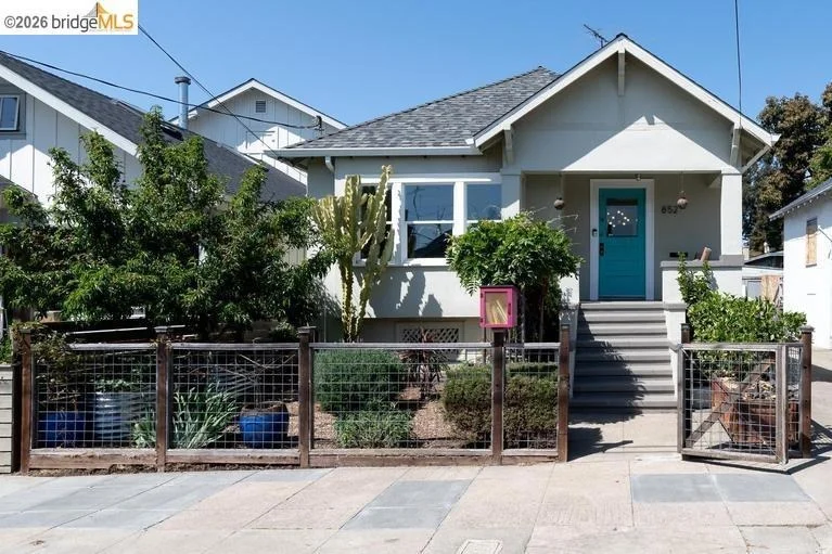 Unit for sale at 852 46Th St, Oakland, CA 94608