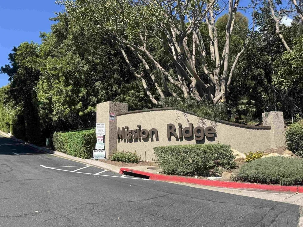 Unit for sale at 10225 Caminito Cuervo, San Diego, CA 92108