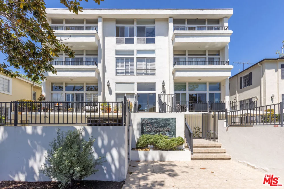 Unit for sale at 511 San Vicente Boulevard, Santa Monica, CA 90402