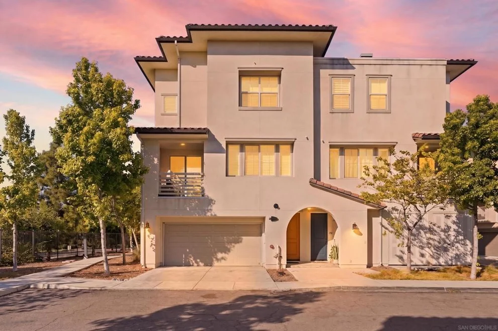 Unit for sale at 1250 Calle Seabass 28, San Diego, CA 92154