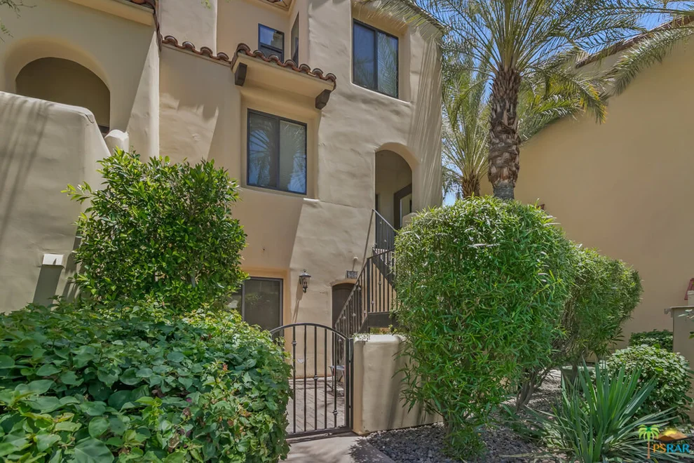 Unit for sale at 237 E VILLORRIO Drive, Palm Springs, CA 92262