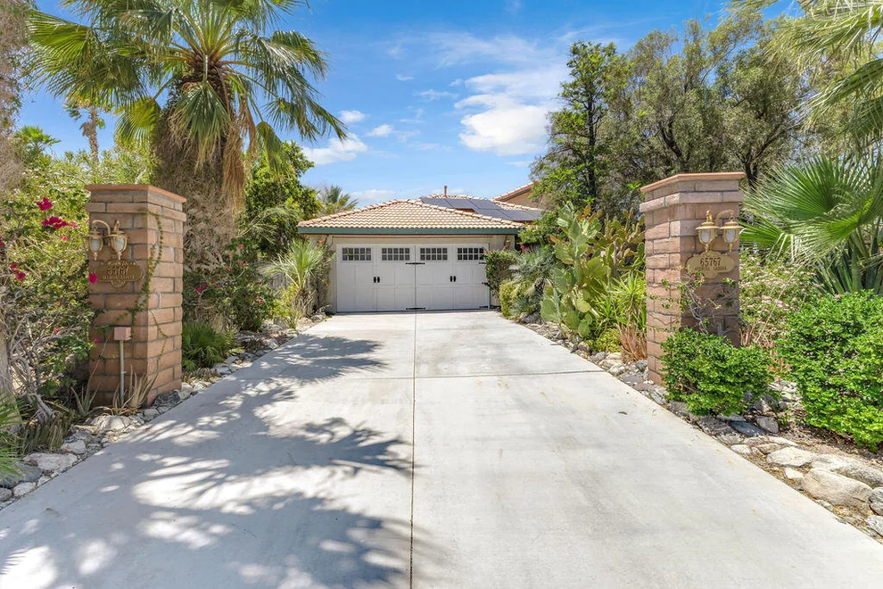Unit for sale at 65767 Ave Ladera, Desert Hot Springs, CA 92240