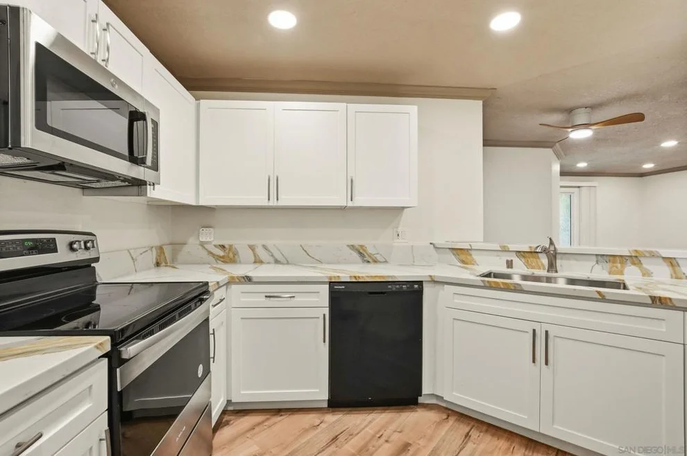 Unit for sale at 7545 Charmant, San Diego, CA 92122
