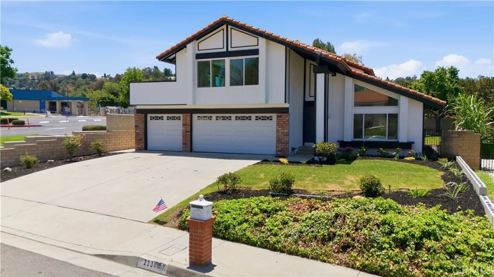 Unit for sale at 23308 Quail Summit, Diamond Bar, CA 91765