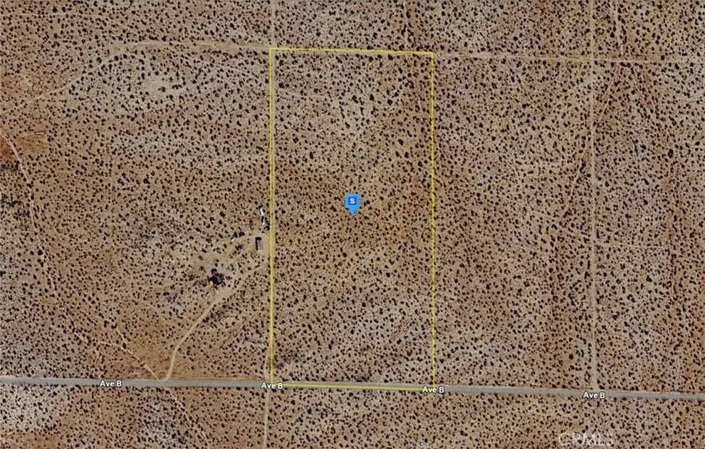 Unit for sale at 111 Avenue B, Lancaster, CA 93535