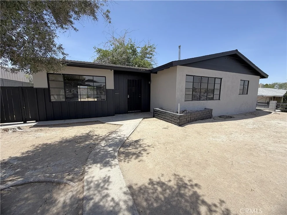Unit for sale at 320 Frances, Barstow, CA 92311