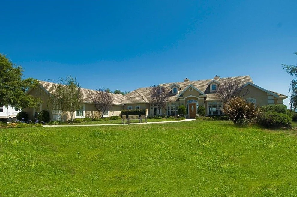 Unit for sale at 30621 Falling Star Circle, Valley Center, CA 92082