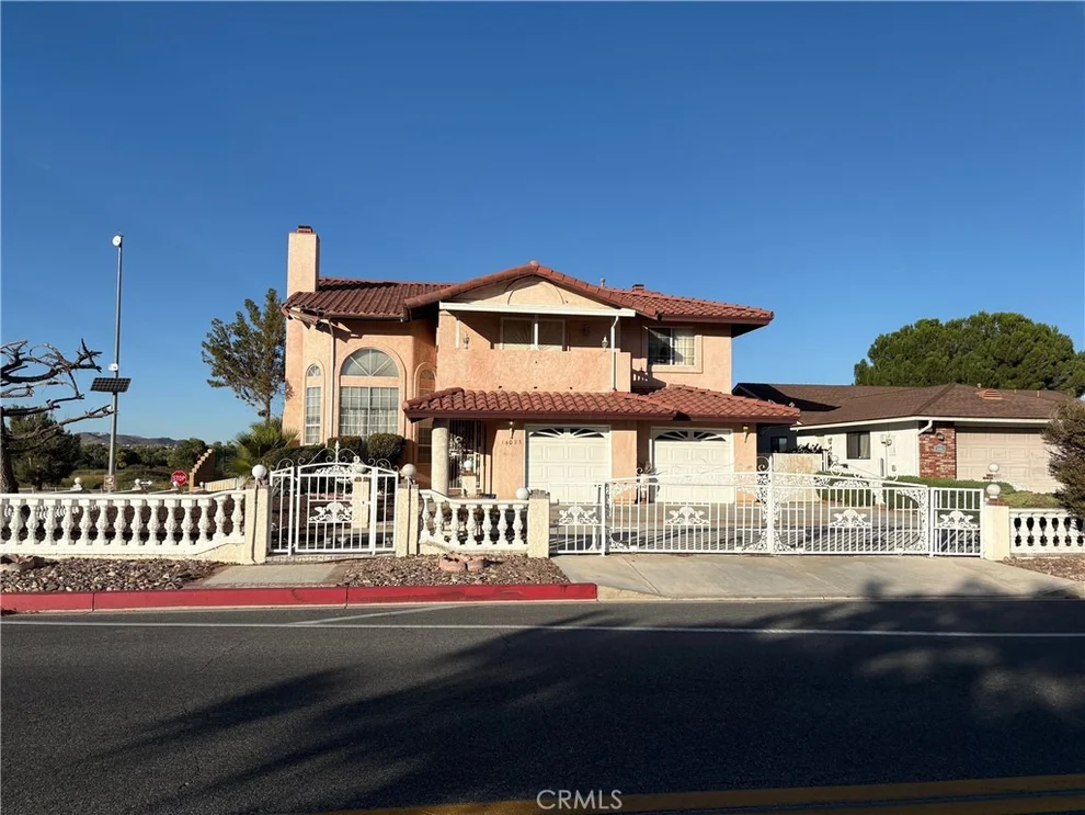 Unit for sale at 14025 Driftwood, Victorville, CA 92395