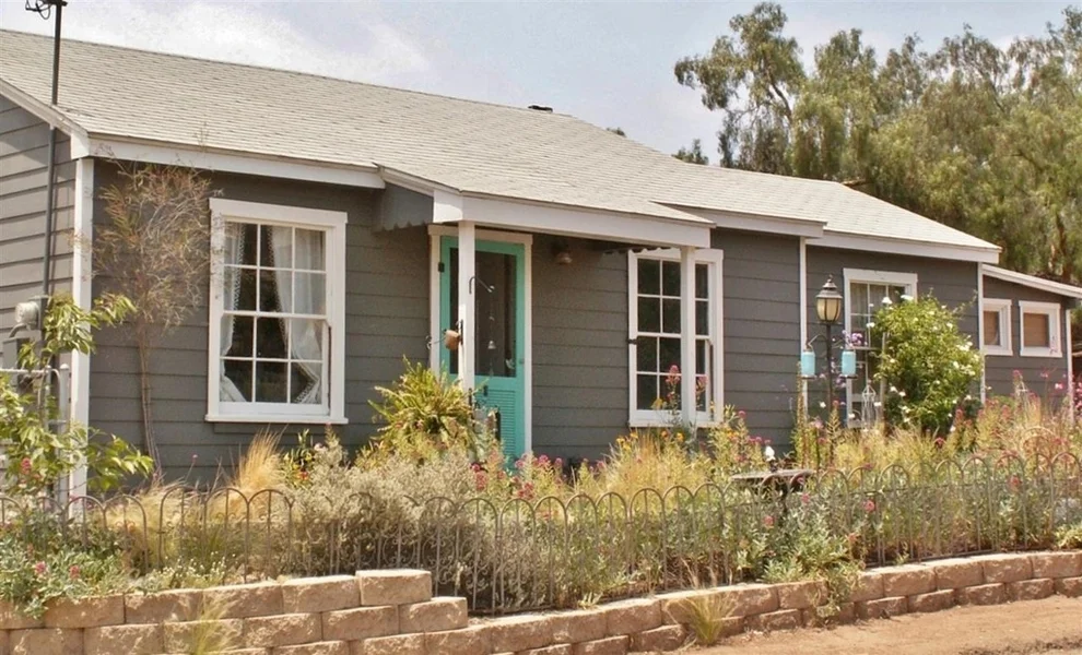 Unit for sale at 9868 Dunbar, El Cajon, CA 92021