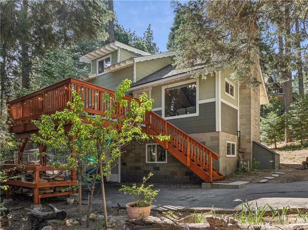 Unit for sale at 355 Hartman Circle, Cedarpines Park, CA 92322