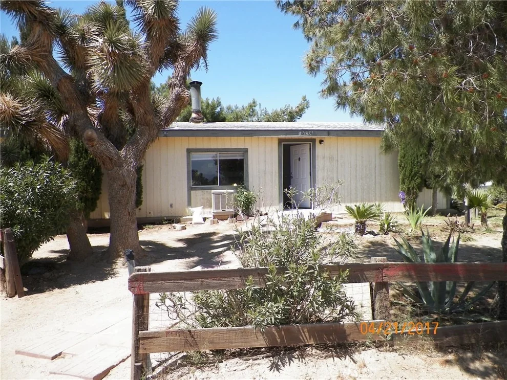 Unit for sale at 10776 Middleton Road, Phelan, CA 92371